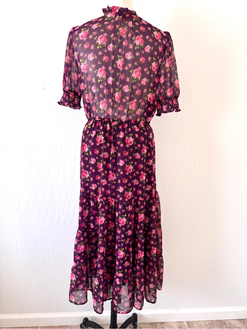 Betsey Johnson Floral Keyhole Midi Dress in Deep Purple with Pink Roses Small - Picture 6 of 11